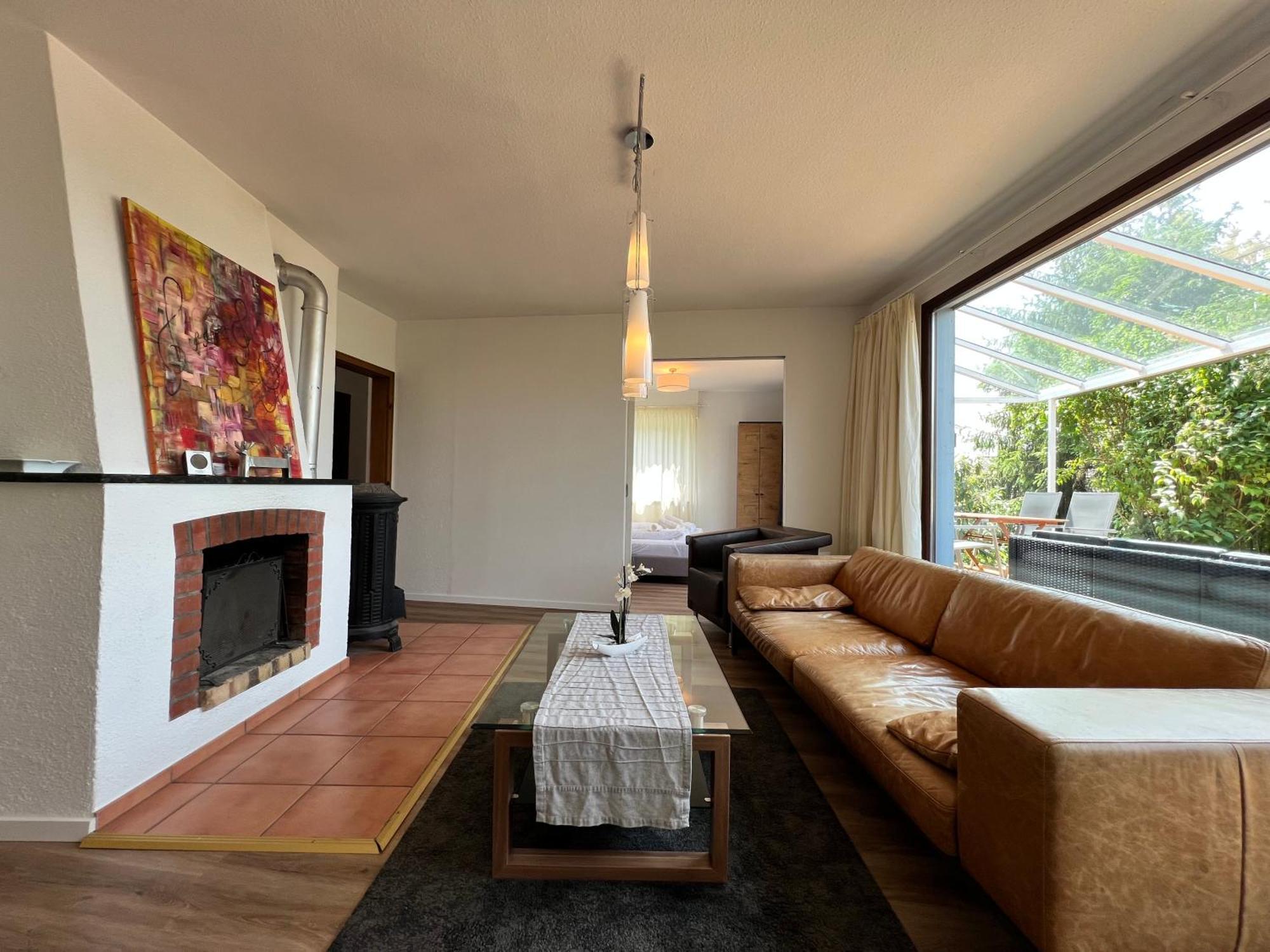 Ferienhaus Wellnesshuette Mit Aussenwhirlpool Und Herrlichem See-Und Alpenblick อูเบอร์ลิงเงน ภายนอก รูปภาพ